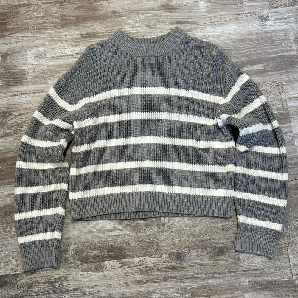 H&M Women's gray + white striped preppy knitwear outerwear winter wear sweater